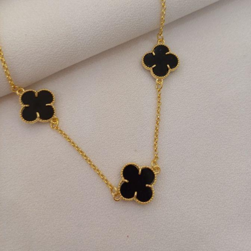 TREVO PRETO G CHOCKER