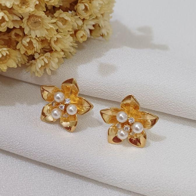 FLOR MINI PEROLA E PEDRAS